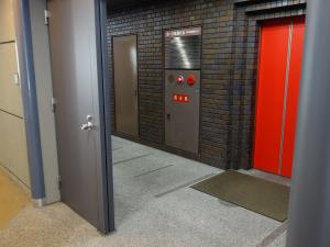 オーク堂島ビルエントランス