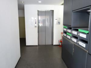 小倉屋山本本店ビルエレベーター