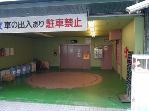 新大阪浪速ビル立体駐車場