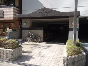 コンフィデンス西本町ビルエントランス