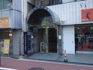 梅田タナダビルエントランス