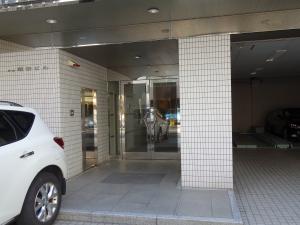 船場昭栄ビルエントランス
