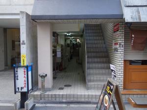 四ツ橋本町双葉プラザエントランス