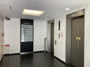 現代堺東駅前ビル　エントランス