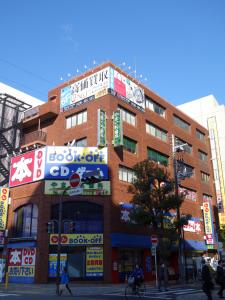 丸萬ビル外観