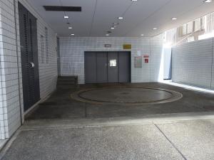 テツタニビル立体駐車場