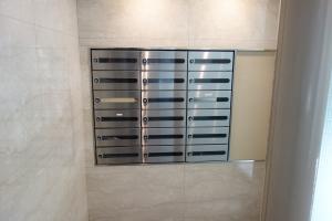 ＦＬＡＧＳビル（フラッグスビル）郵便ポスト