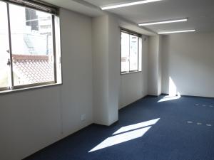 西天満Ｊビル室内