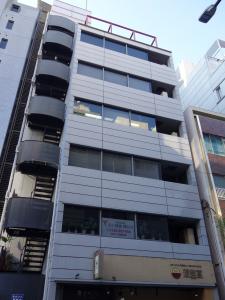 泉栄ビル外観