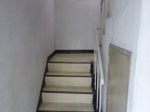 寿屋ビル階段