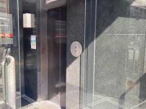 フォーリア谷町ビルエレベーター