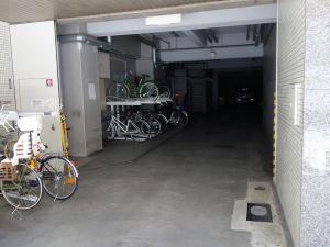 久保興産ビル駐輪スペース