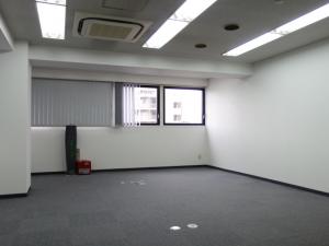 肥後橋ビル３号館室内