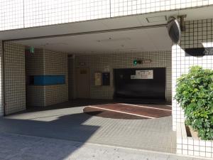 クリエイティブ心斎橋ビル立体駐車場