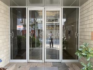 コンフォートレジデンス御堂筋本町ビル　エントランス