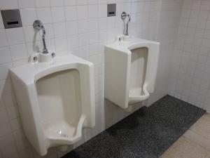 肥後橋ルーセントビル男子トイレ