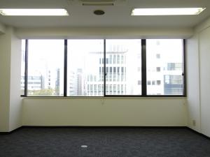 ＮＡＮＥＩ本町ビル室内