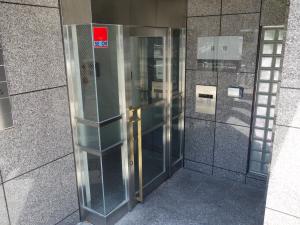 クリスタルタワーエントランス