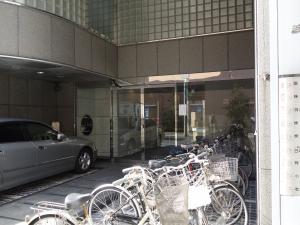 浪華ビルエントランス