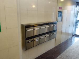 サンプラザビル京橋郵便ポスト