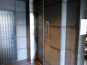 日宝淀屋橋ビルエレベーター
