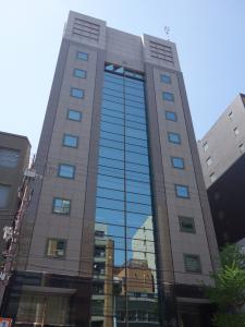 高六大阪ビル外観