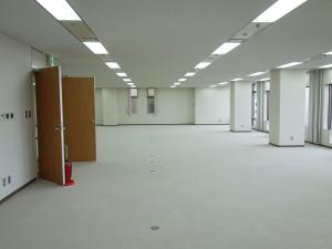 三共ビル梅新室内
