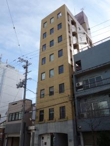 新大阪ウエストビル外観