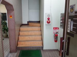 山大ビル階段