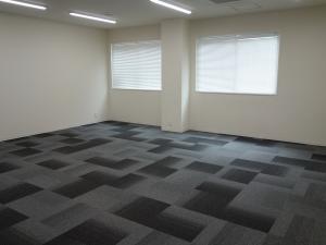 キューアス淡路町ビル室内
