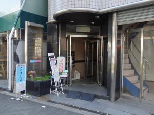 六甲立売堀ビルエントランス