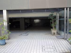 奥ビル駐車場