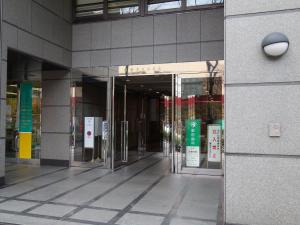 梅田アスカビルエントランス