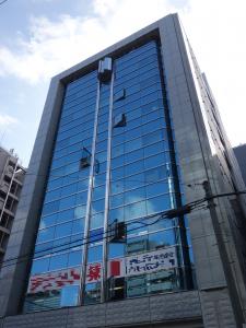 中央博労町ビル外観