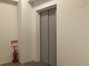 舟瀬ビル　基準階エレベーター