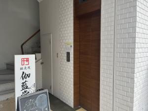 上本町ブルースタービル　1階エレベーター