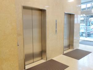 大阪三信ビルエレベーター
