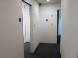山口興産ビル共用トイレ