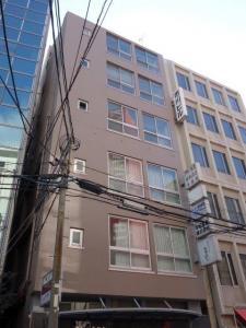 アトラスビル外観