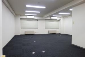 アインズビル梅田室内