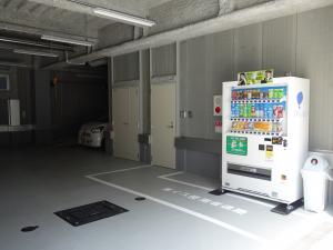 上本町ＫＦビル駐車場