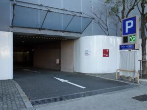 住友生命ＯＢＰプラザビル駐車場