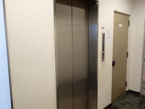 サンシステム北堀江ビルエレベーター
