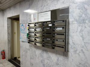 東洋ビル新館郵便ポスト