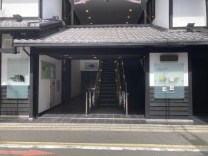 イーグルコート京都六角雅心庵　入口