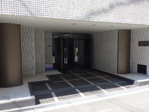 ＨＥＲＢＥ新大阪（エルブ）ビルエントランス
