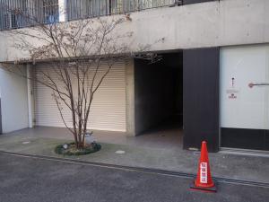 ロイヤルメゾン南船場ビルエントランス