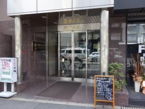 本社浪速ビルエントランス