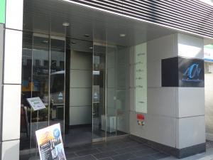 ＡＣＮ信濃橋ビルエントランス