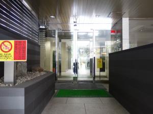 プロスパー平野町ビルエントランス